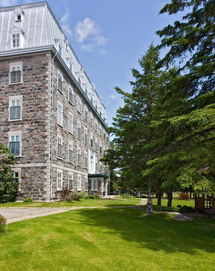 Auberge Du Couvent Saint-Casimir Exterior photo
